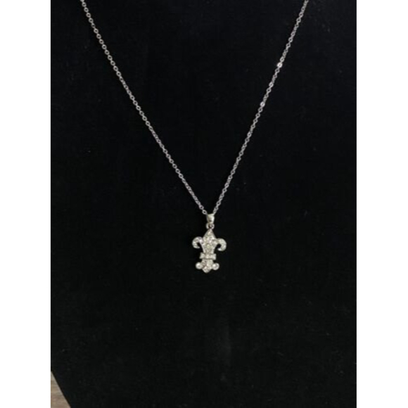 Fleur-de-lis Pendant Necklace Embellished Rhinestones Textured Chain 10" NEW - Picture 1 of 5